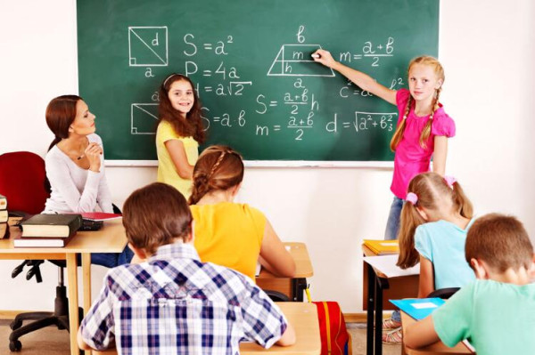 (小學論文)范文:淺談小學語文教學中朗讀的重要性 (小學論文)范文:淺談小學語文教學中朗讀的重要性